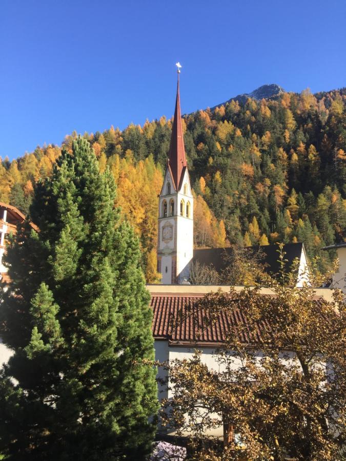 Gaestehaus Schoepf Elsa Längenfeld Exteriér fotografie
